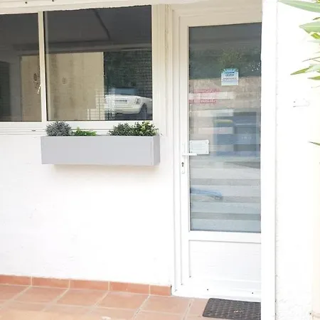 Et Son Parking Privatif Gratuit Collioure