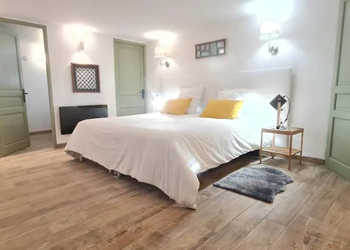 Et Son Parking Privatif Gratuit Apartment Collioure